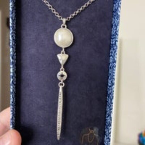 Lucky Brand Silver Boho Pearl Necklace - Picture 2 of 9